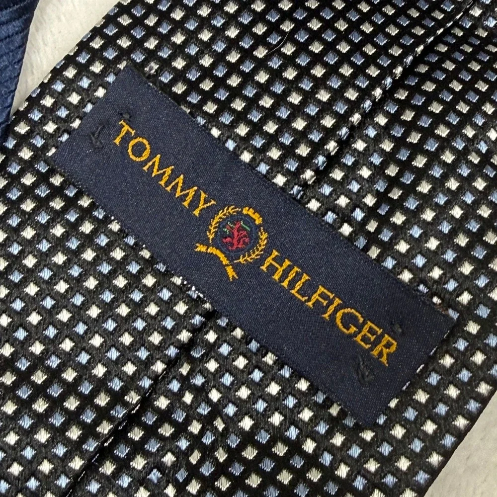 Tommy Hilfiger Mens Silk Tie Navy Blue Silver Geometric Grid Classic Necktie